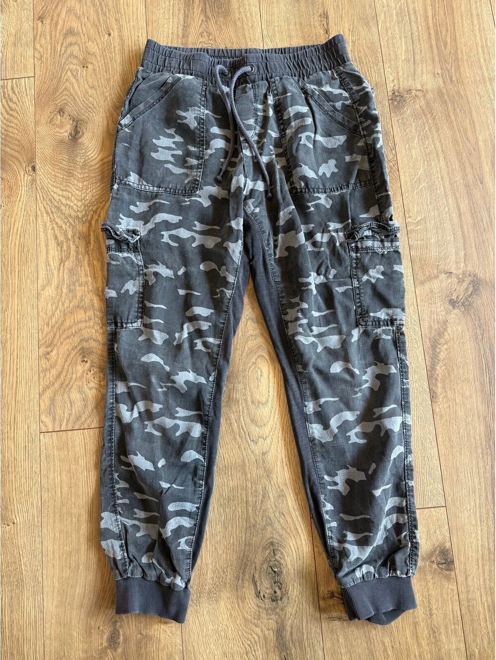 Girls justice camo joggers